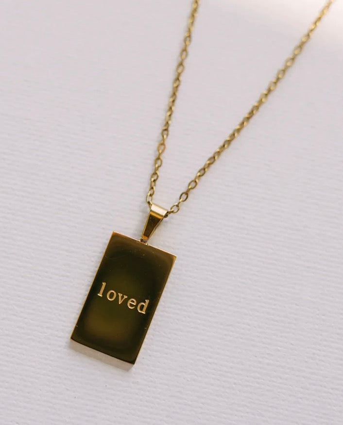 Amour Necklace
