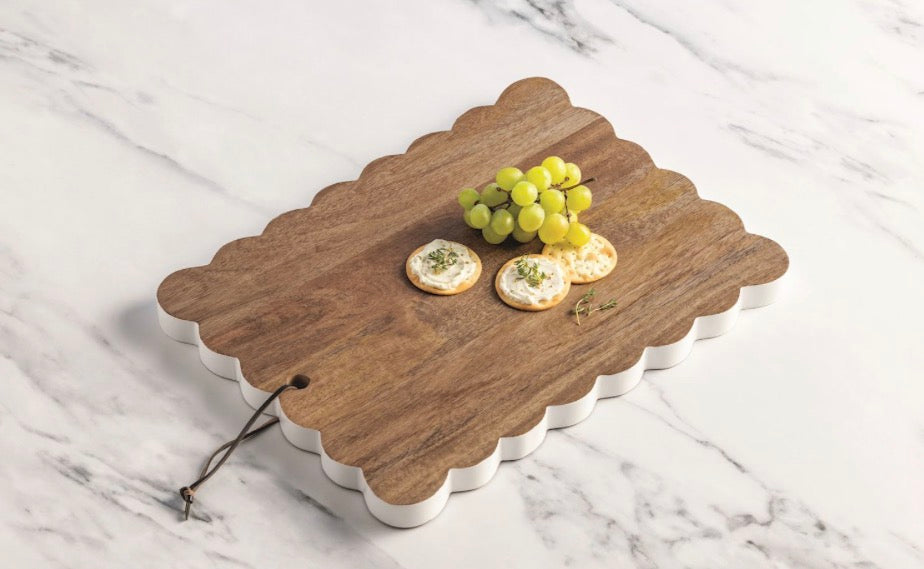 Large Scalloped Wood Board